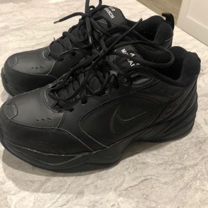 Nike Black Air Monarch - 6.5